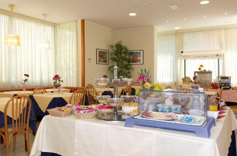 Hotel St Pierre Rimini Extérieur photo